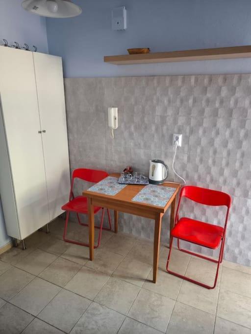 Apartment 50 Meters From The Beach Λουτράκι Εξωτερικό φωτογραφία