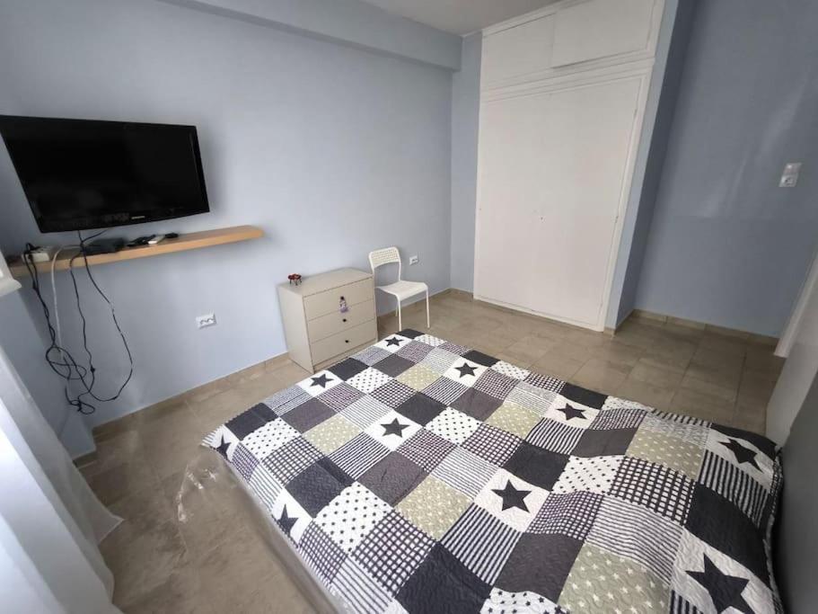 Apartment 50 Meters From The Beach Λουτράκι Εξωτερικό φωτογραφία